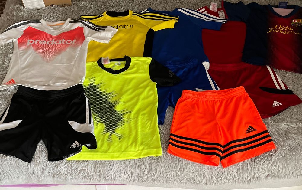 Echipament de fotbal baieti