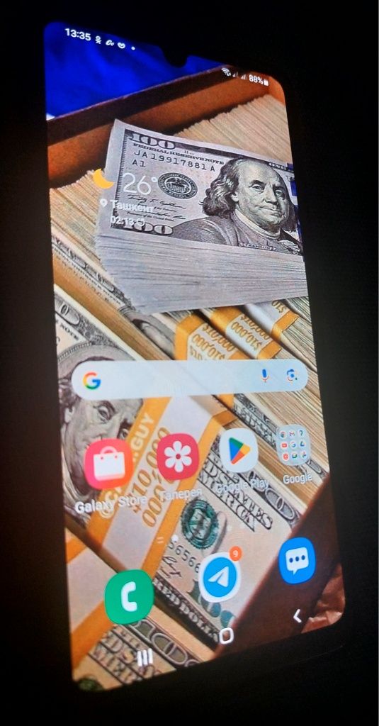 Продажа сотового телефона Samsung A31 .память 64гб.
