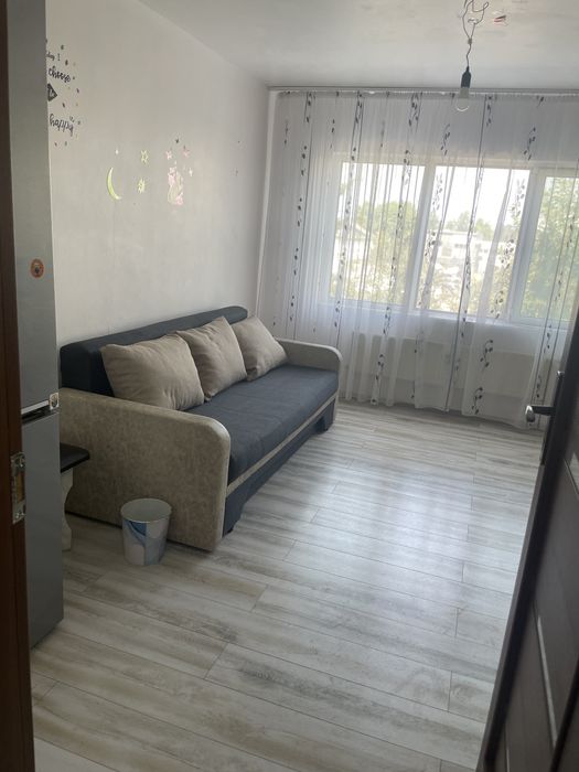 Inchiriez garsoniera