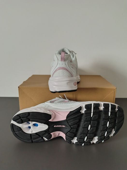New Balance 530, marime 45, noi