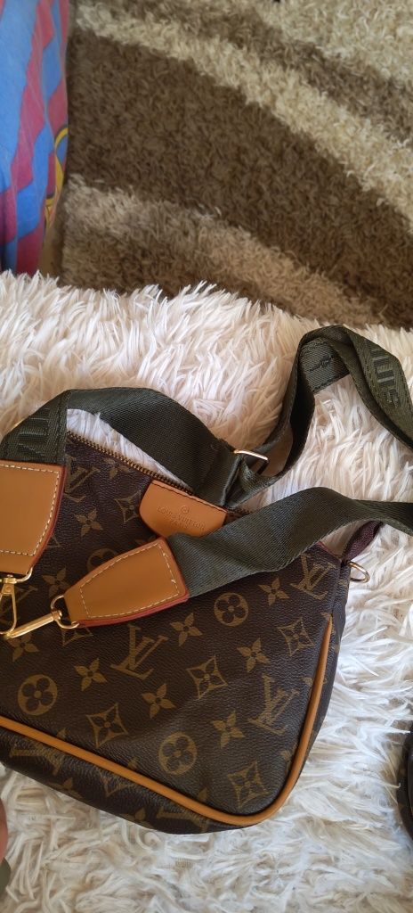 Чанти Louis Vuitton Paris