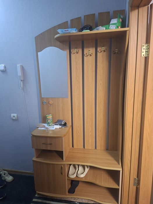 Продам прихожую в хорошем состоянии