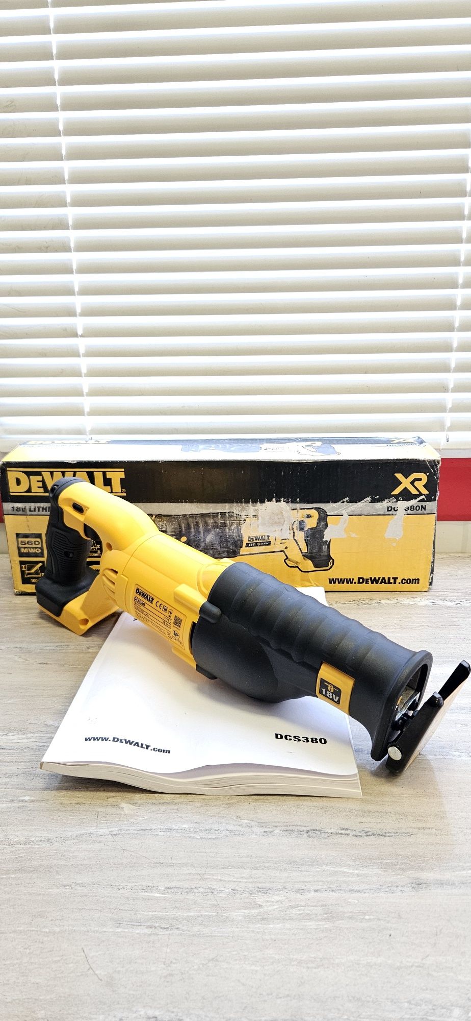 Dewalt Саблен трион DCS380