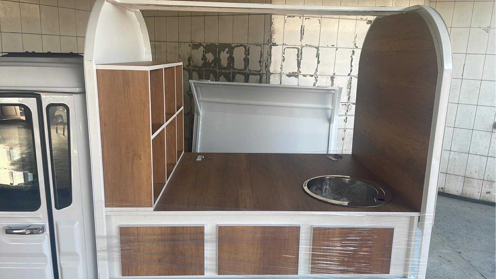 Tuktuk mini food track
