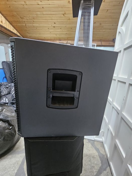 RCF SUB 702-AS MK3 Активна басова тонколона 12"