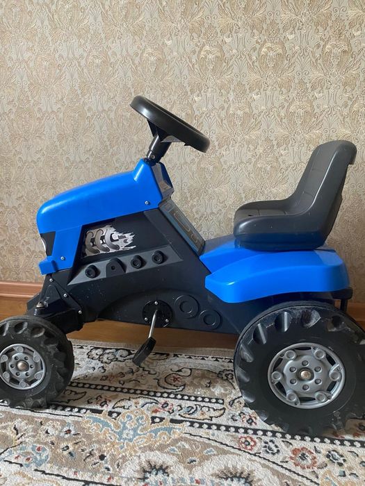 Продам Трактор детский
