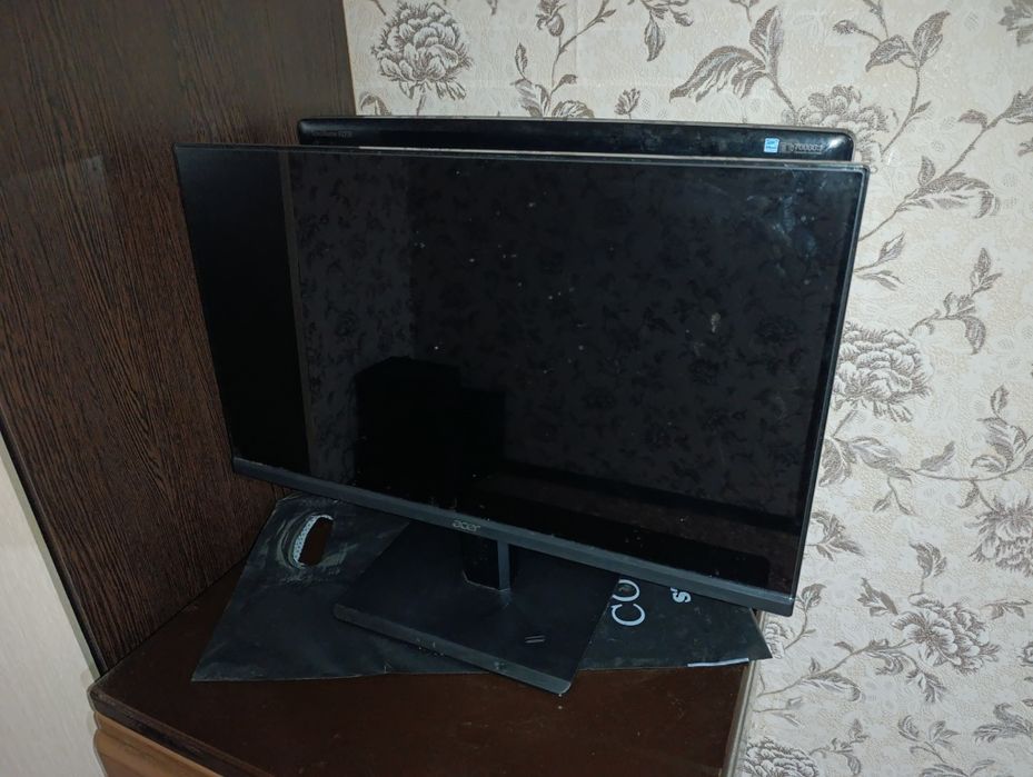 Продам монитор 24 дюйма 60 герц