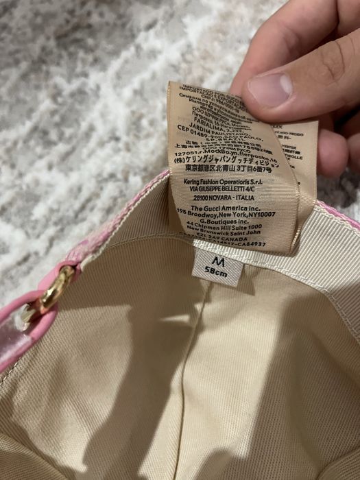 Шапка на  Gucci оригинална е