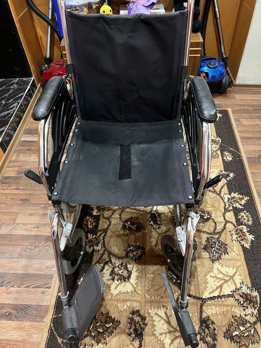 Инвалидна количка / стол Vitea Care
