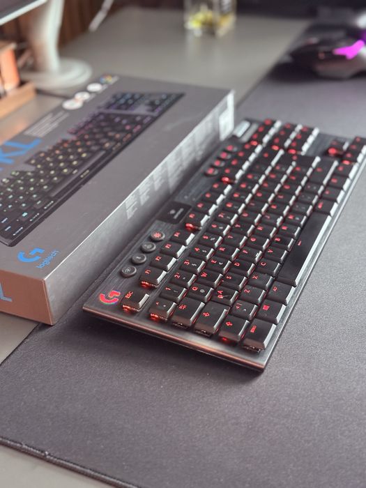 Tastatura Logitech G915 TKL ligtspeed linear  pc gaming switch brown