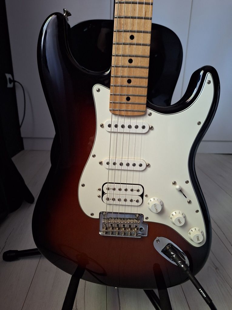 Chitara electrica Fender stratocaster player series