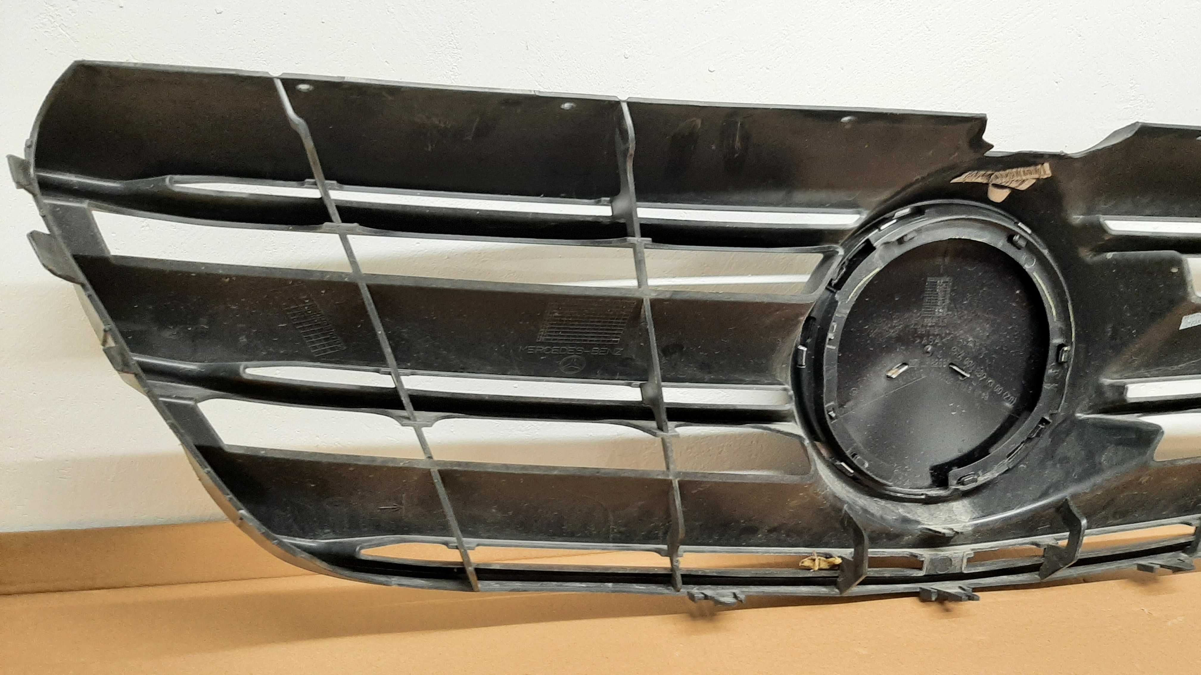 Радиаторна решетка от Mercedes Vito, V-Klasse W447 / W448/ 2019-2021