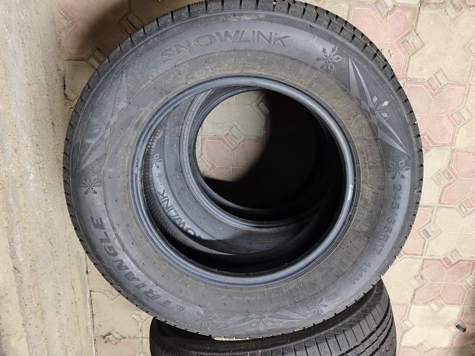 Triangle PL02 245/65 R17 111H без шипов