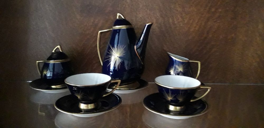 Set tete a tete pentru cafea din cobalt deosebit de rafinat