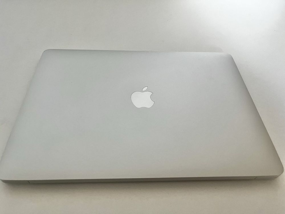 MacBook Air 2020, i3, 16GB RAM, 512GB SSD