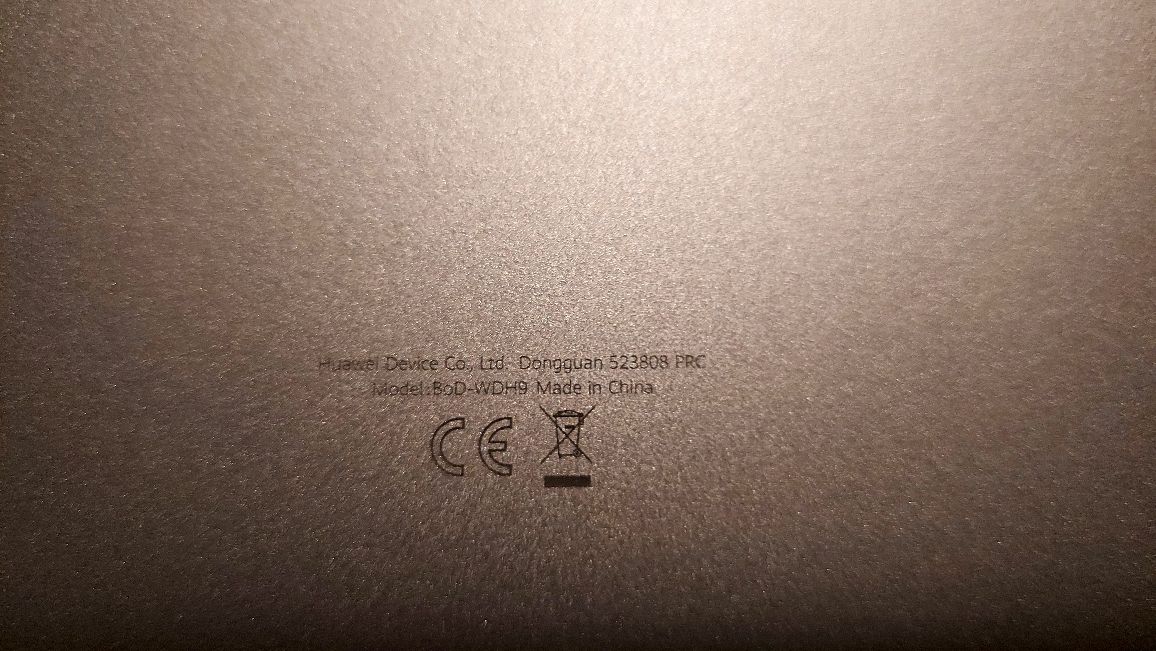 Capac spate(bottom case)original Huawei MateBook D15 original  !