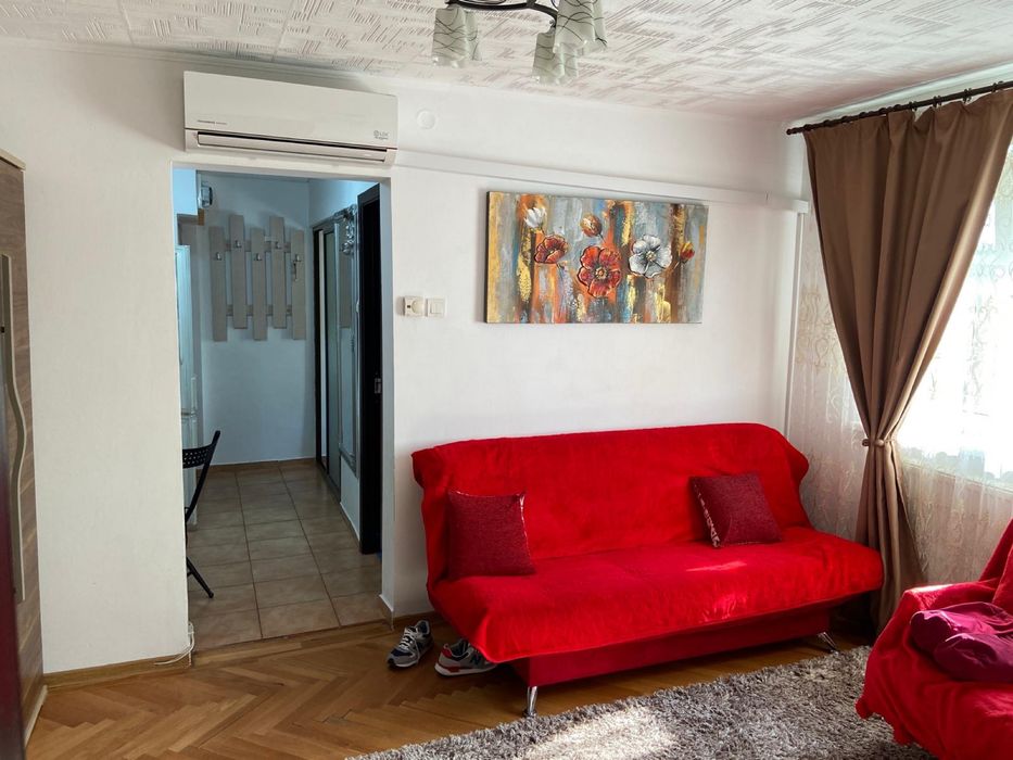 Apartament 2 camere Semidecomandat