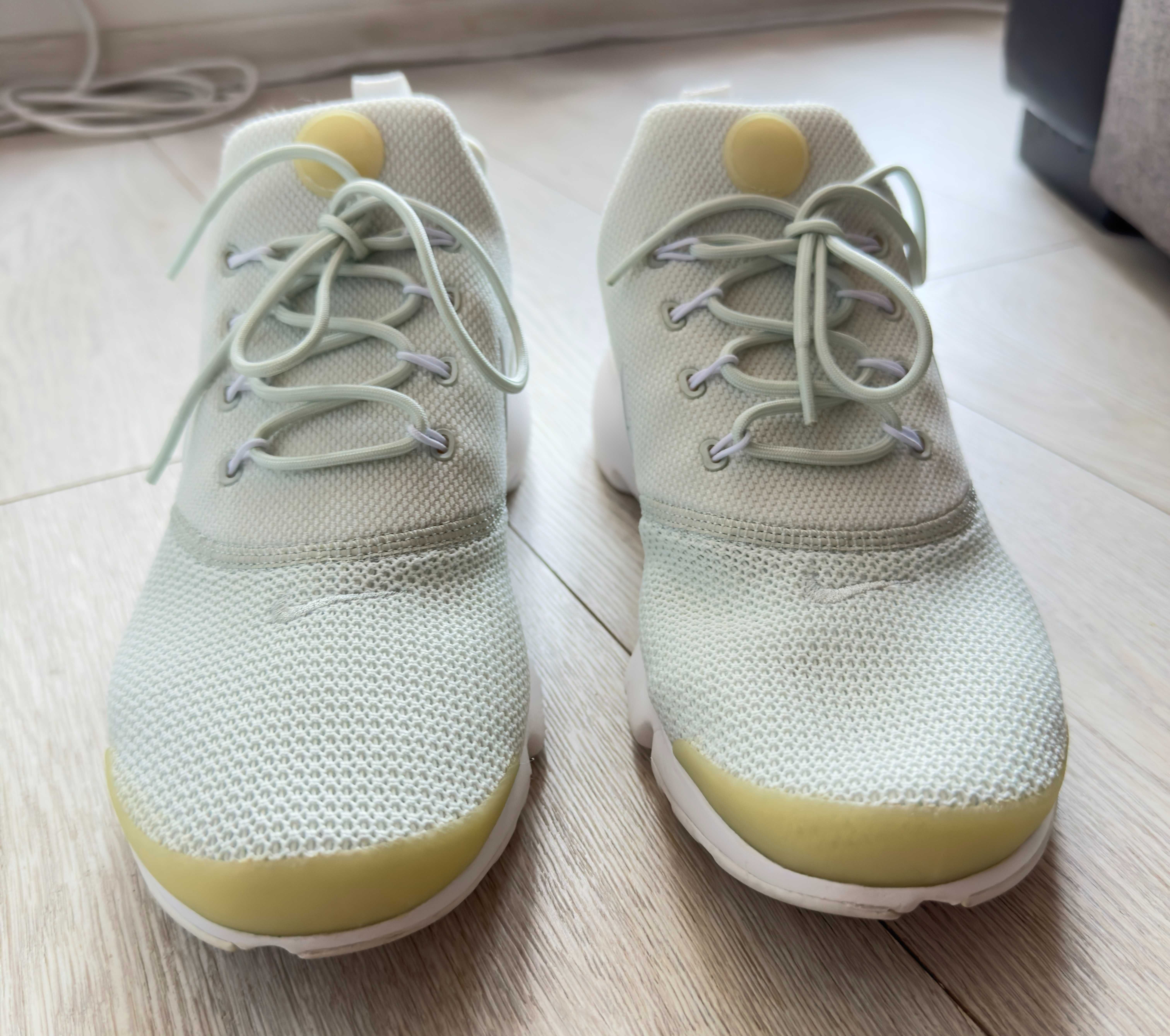 Дамски маратонки Nike