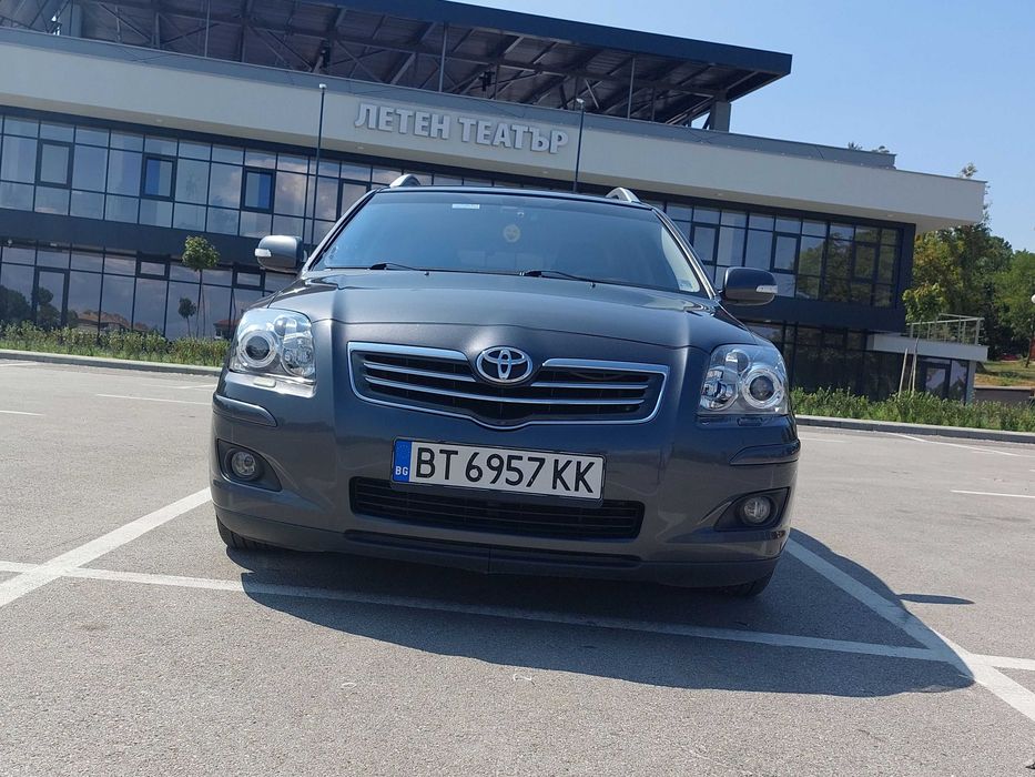 Toyota Avensis 2.2 D4D 2006г