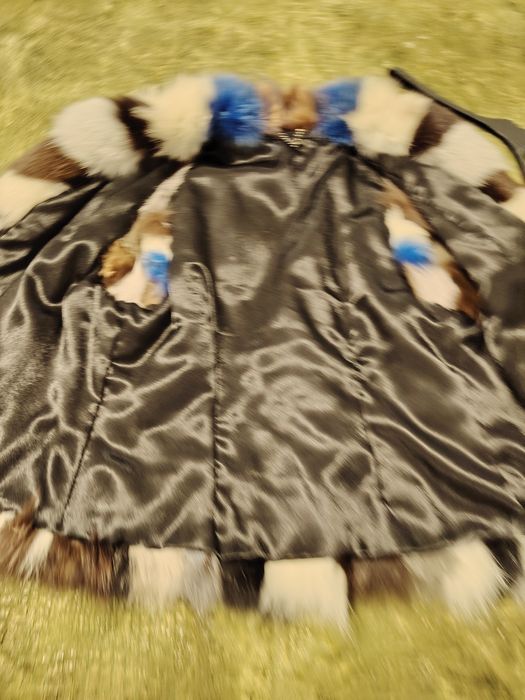 Vând vestă blană de vulpe superbă!