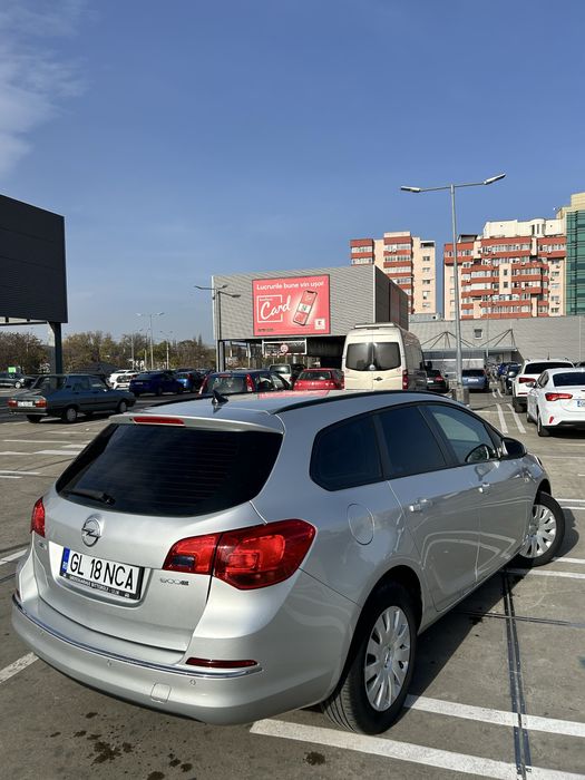 Vand Opel Astra J 1.6 diesel 2016