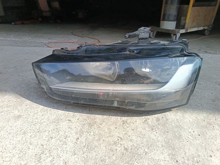 Far stânga Audi A4 B8 an 2009 2010 2012 2014 2016