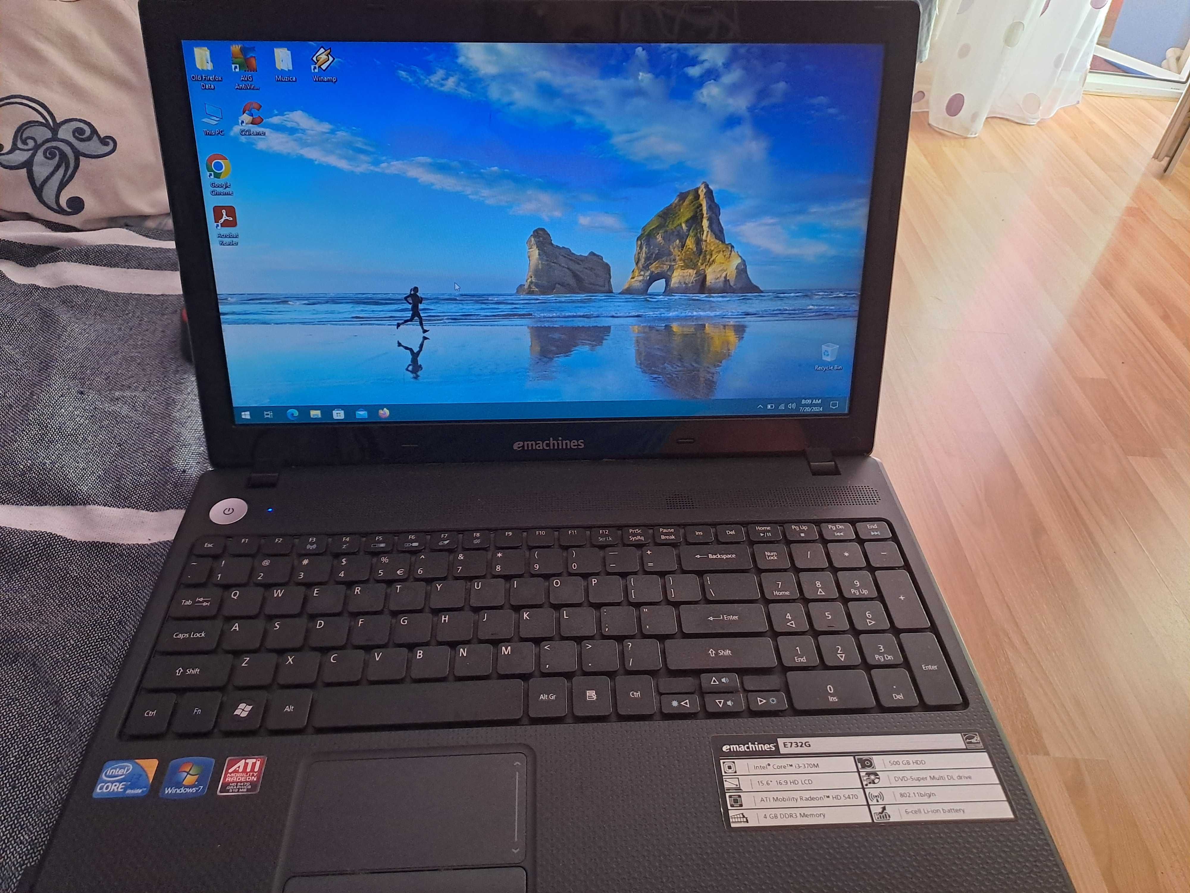 Laptop emachines E732G