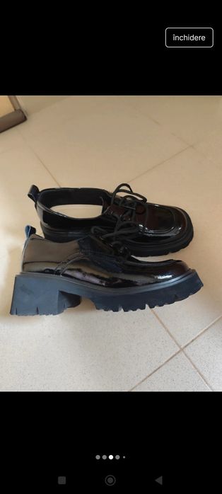 Pantofi din piele,