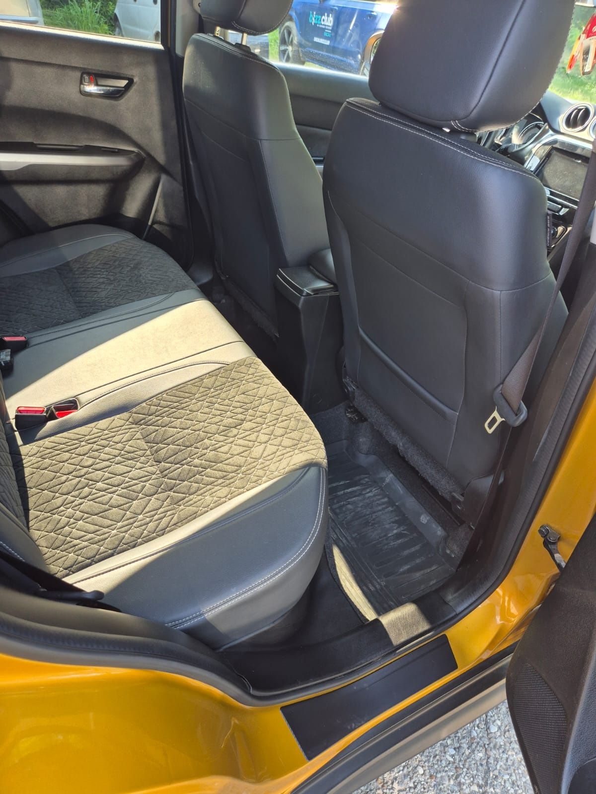 Suzuki Vitara Hybrid 1.4 Boosterjet Allgrip Spirit, fabricat în 2020,