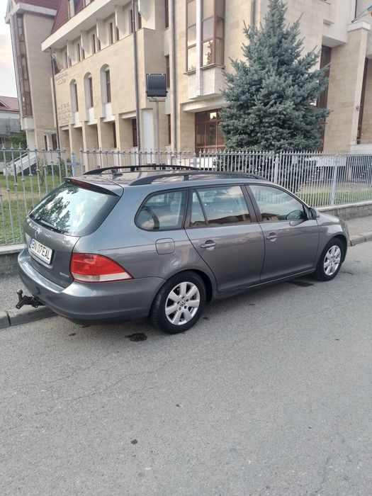 Se vinde ce se vede în poze