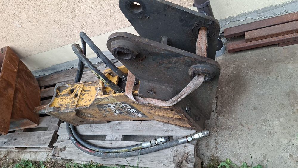 Buldoexcavator Mecalac TLB890, achizitionat  nou in 2021 de la dealer