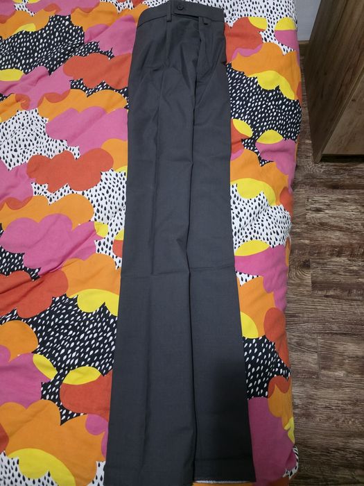 Pantaloni de stofă gri diverse mărimi
