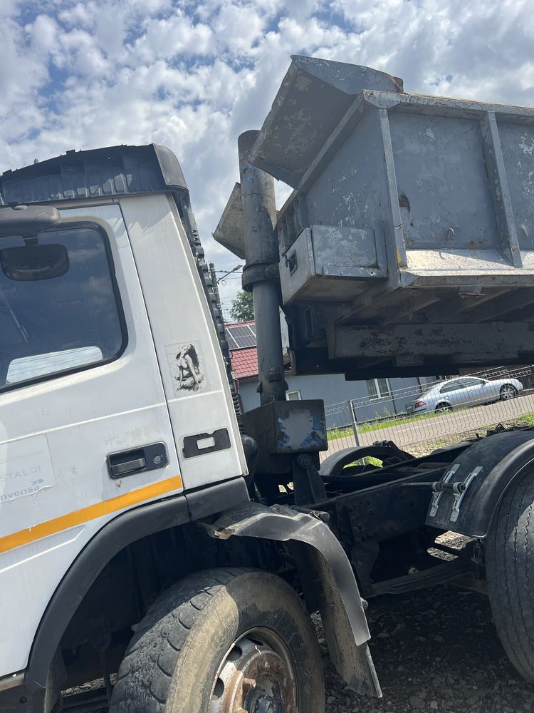 Volvo fm12 8x4 basculabil