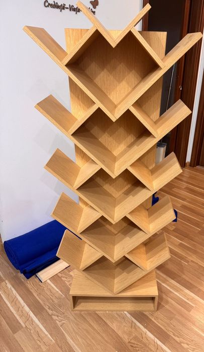 Raft de cărți /Biblioteca