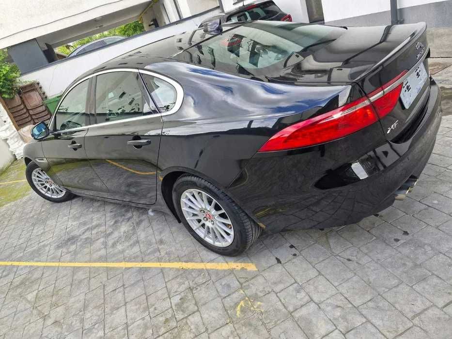Jaguar XF 2.0D AWD | 2020 | Piele, LED, TVA Deductibil