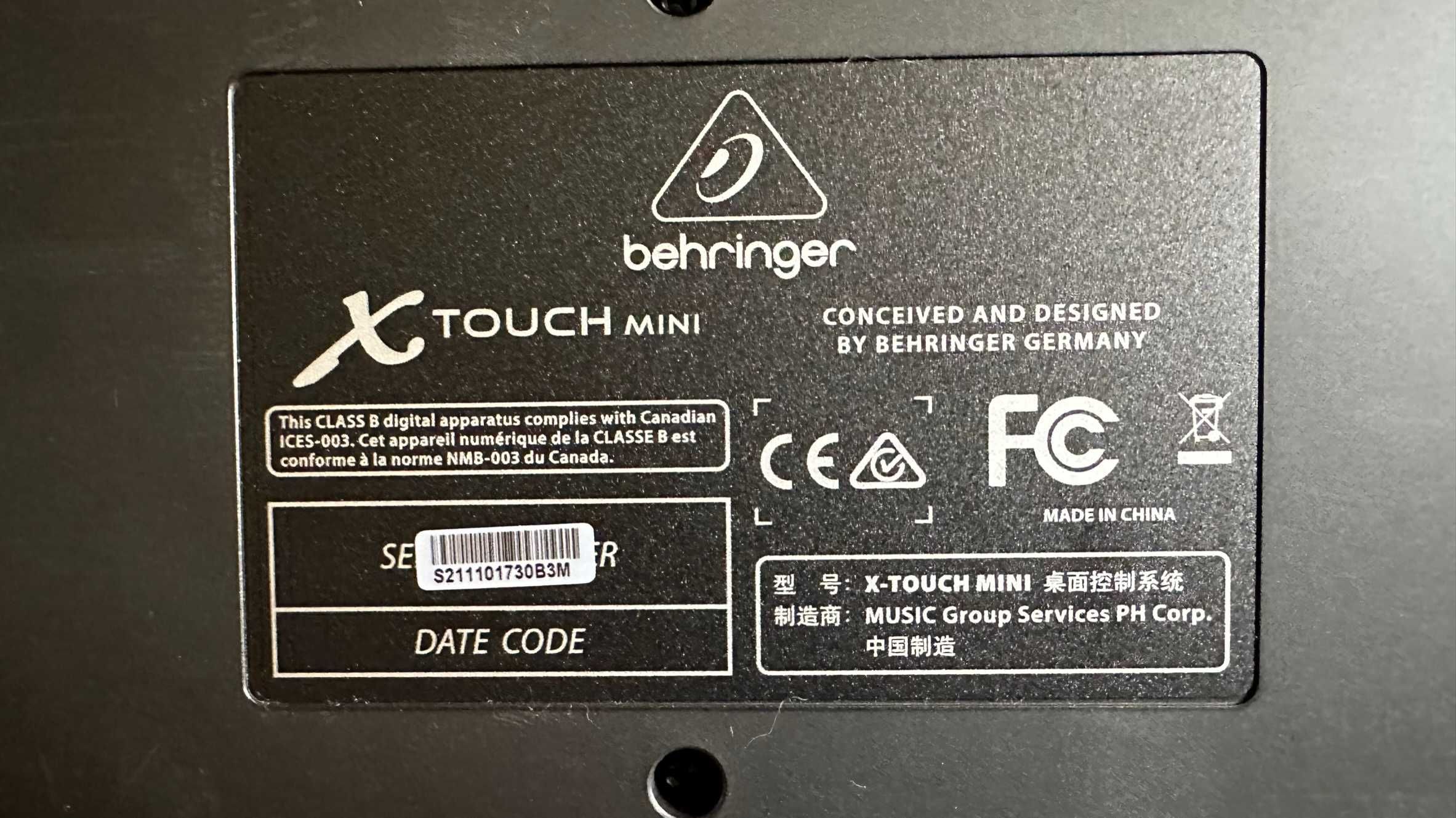 Midi контролер Behringer X-Touch Mini