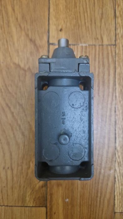 Выключатель путевой (концевой) ВП15Е21  СССР