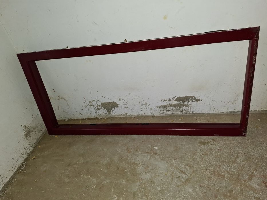 Ușă de apartament