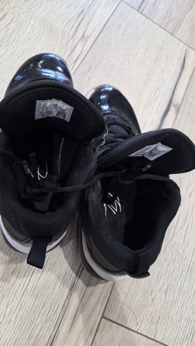 AirJordan Stay Loyal 3, mar 38.5 (EU 36]