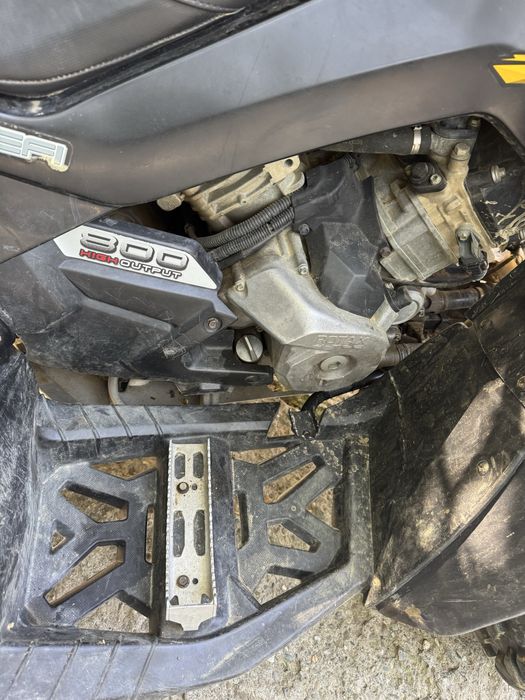 Vand CAN AM renegade r ,800cc