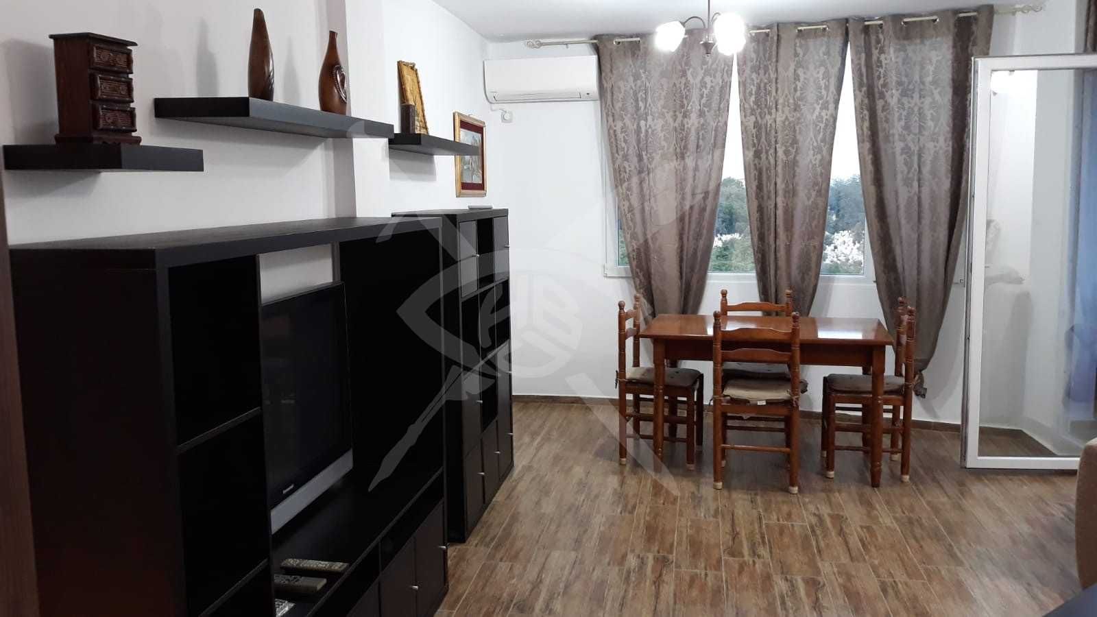 Двустаен апартамент в Каменица 2