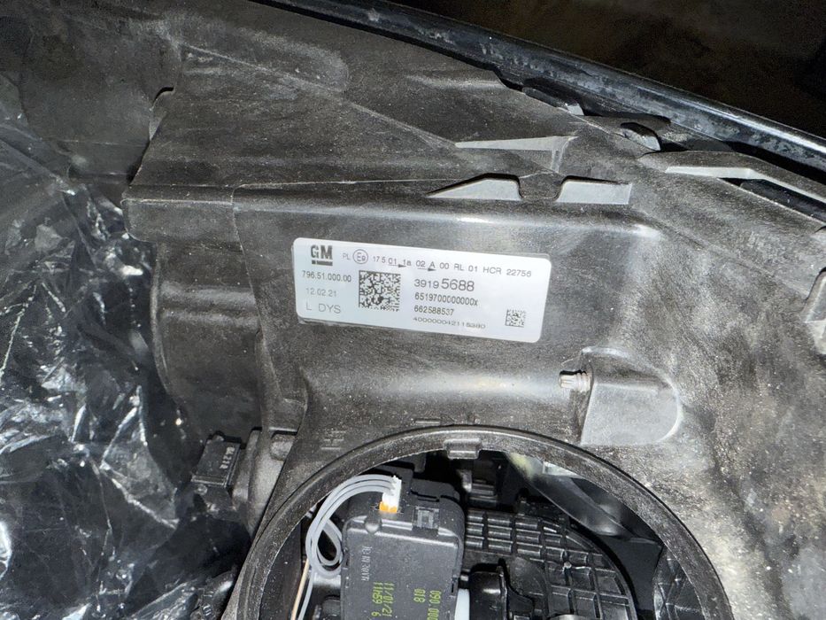 Оригинален LED фар за Opel Astra K – Ляв