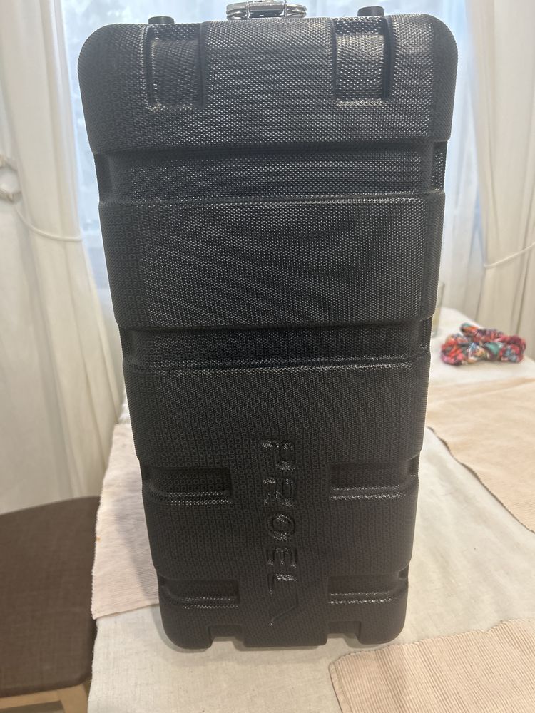 Усиловател behringer nx4 - 6000