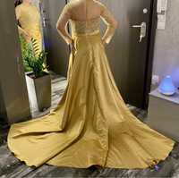 Нова Златна Бална рокля