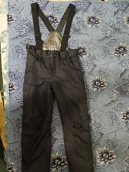 Продам зимние и осенние штаны .