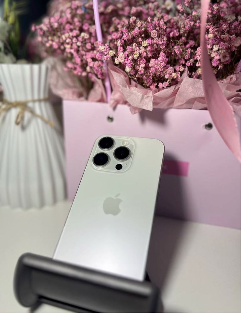 Продам iphone 15 pro