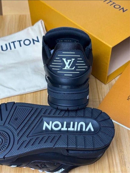 Adidasi LV trainer quality LV skate