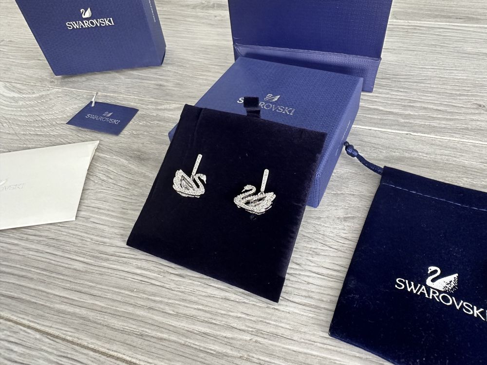 Cercei Swarovski Swan argintii
