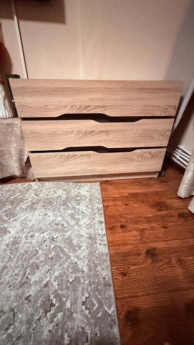 Комплект спалня+гардероб с надстройка+два скрина+две нощтни шкафчета!