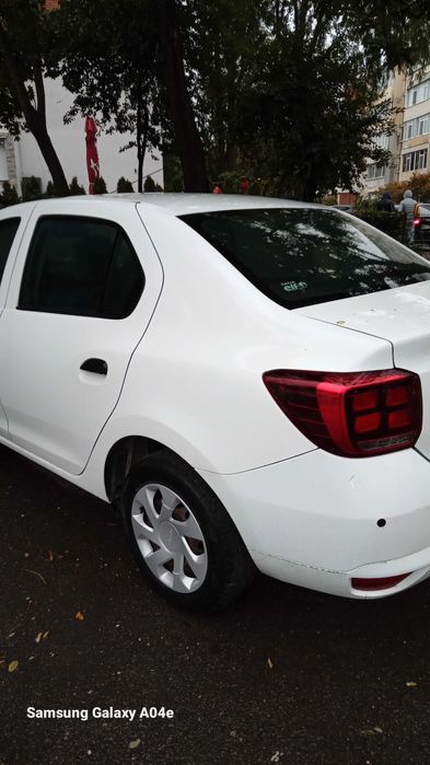 Vand Dacia Logan, 2017 decembrie, motor 999 benzina euro 6, 47.000km.